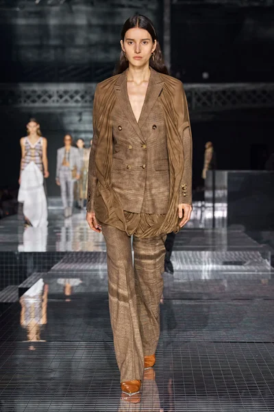 Look 41